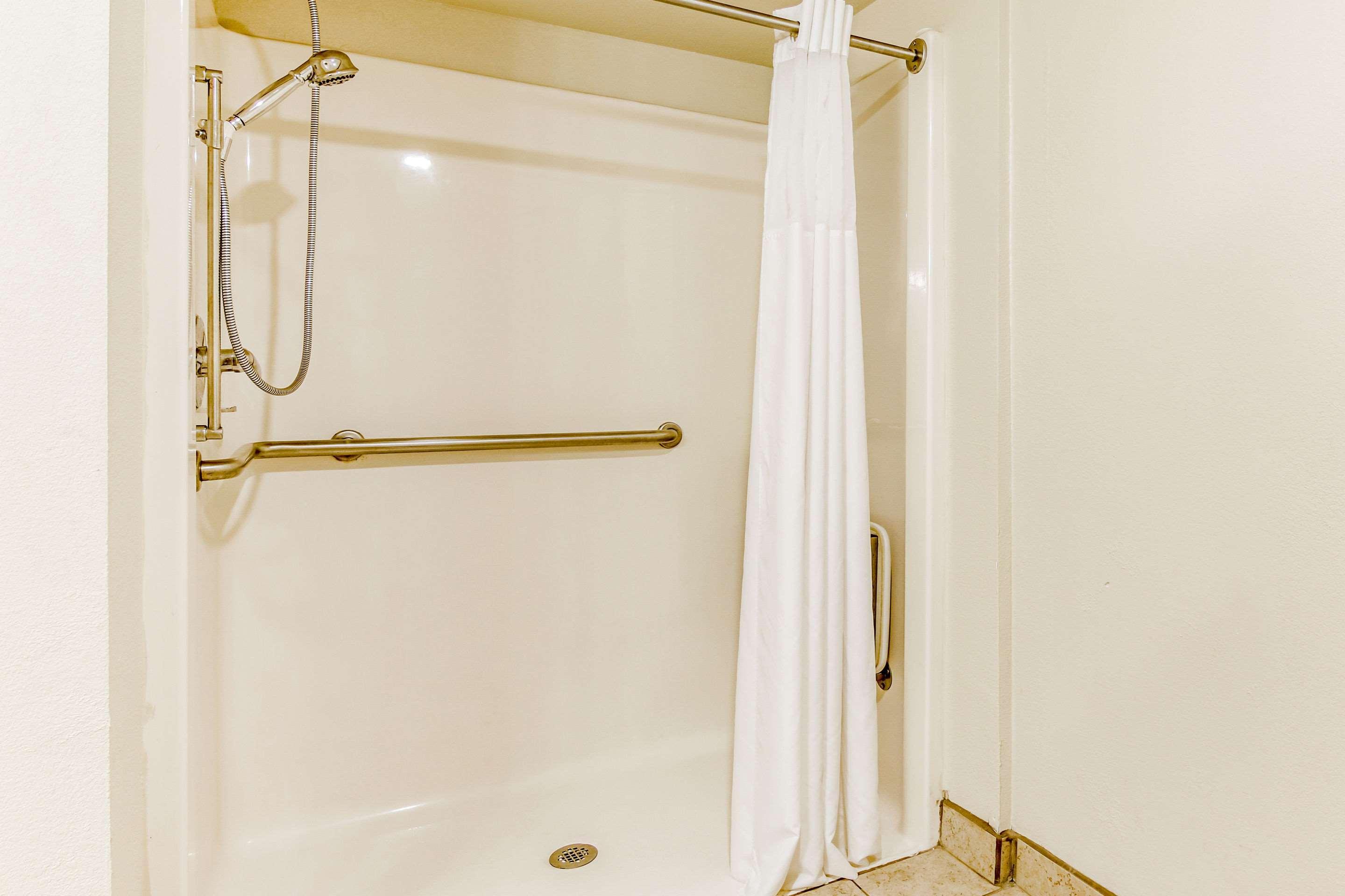 Quality Inn & Suites Atlanta סטון מאונטיין מראה חיצוני תמונה